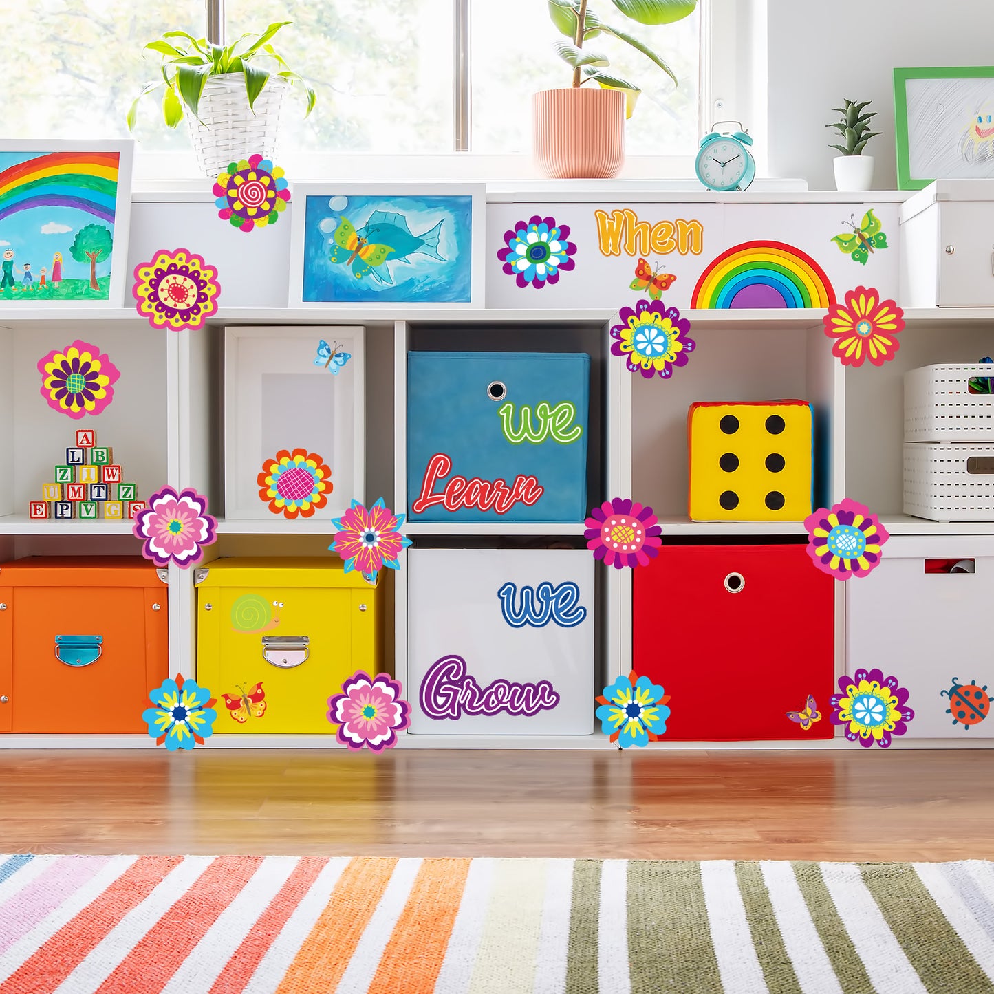 75 Pieces Flowers Cut-Outs Colorful Flowers Classroom Decoration