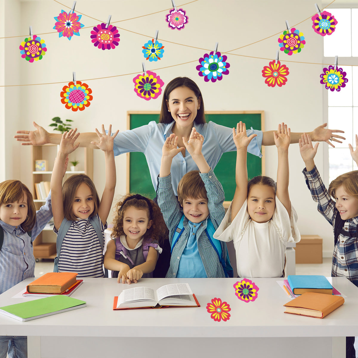 75 Pieces Flowers Cut-Outs Colorful Flowers Classroom Decoration